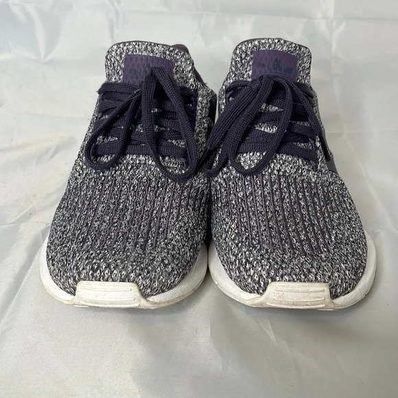 ADIDAS Swift Run Sneakers Purple Knit Textile Upper Tie Up White Sole Size 8 - Picture 3 of 11